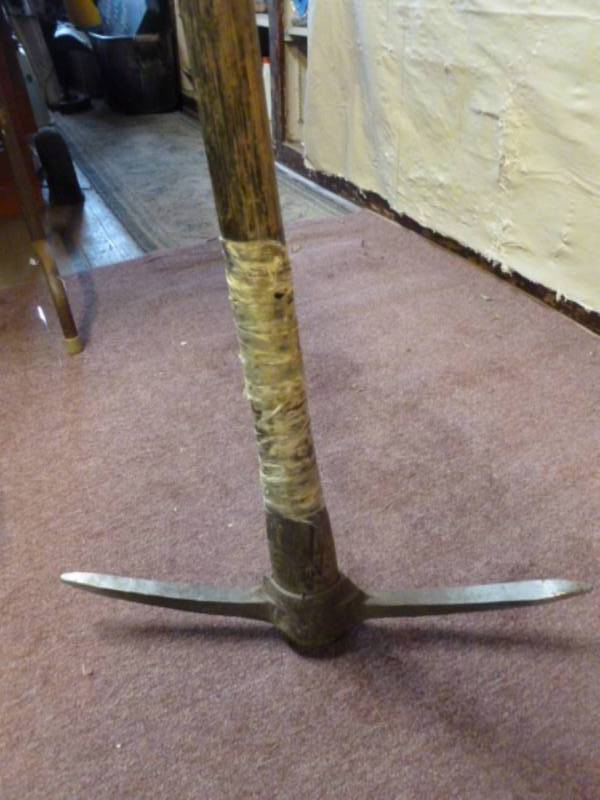 lot 19 image: Vintage Pick Ax