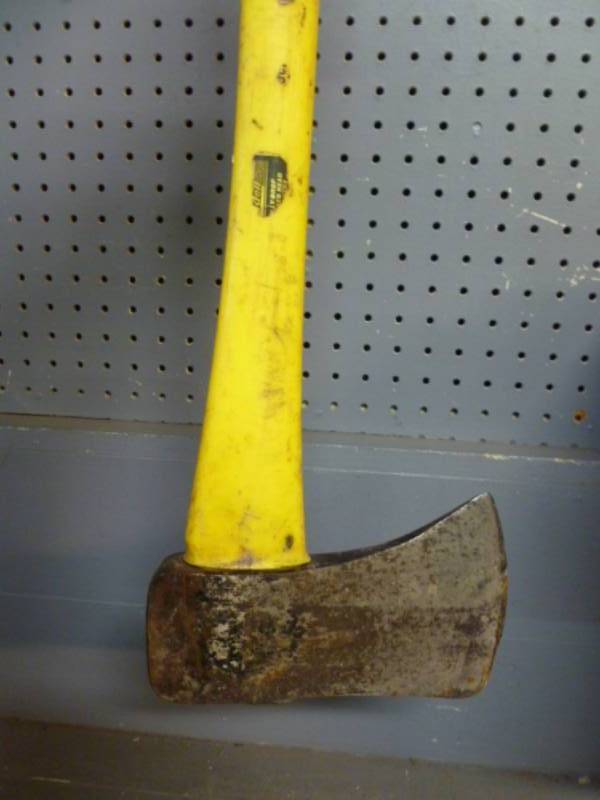 lot 20 image: Ax