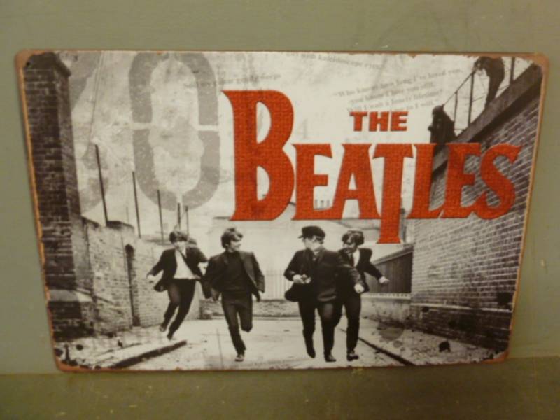 lot 104 image: Sign