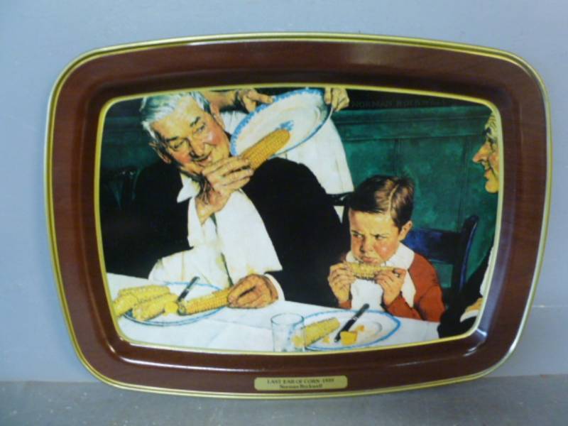 lot 109 image: Vintage Serving Tray