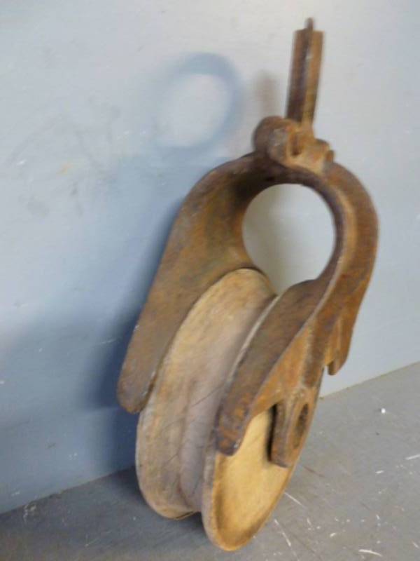 lot 144 image: Vintage Barn Pulley