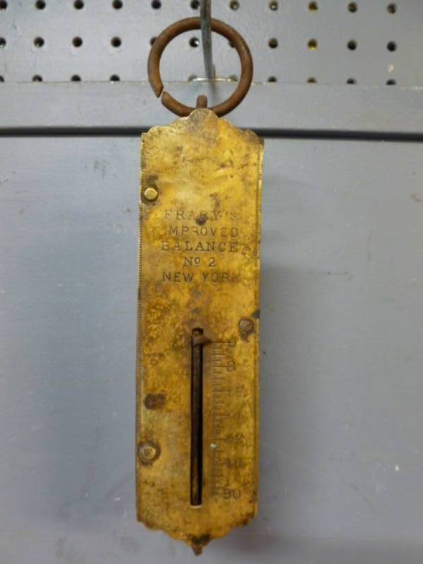 lot 153 image: Vintage Scale