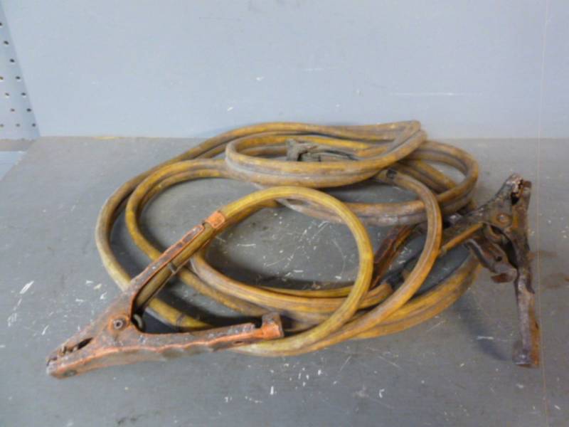 lot 217 image: Jumper Cables