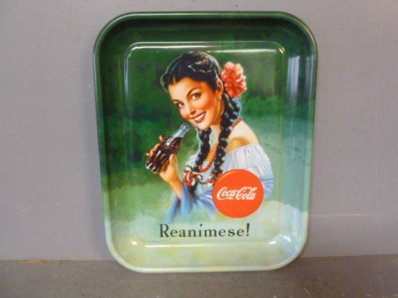 lot 242 image: Coca-Cola Collectible