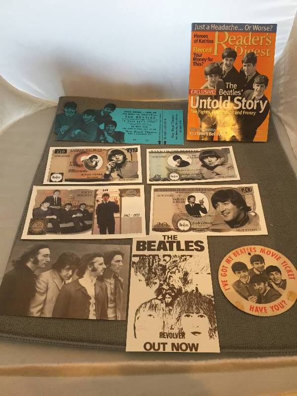 lot 439 image: The BEATLES Collectibles