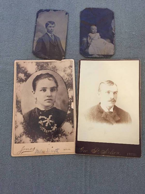 lot 442 image: Tin Type Photos & Photo Cabinet Cards