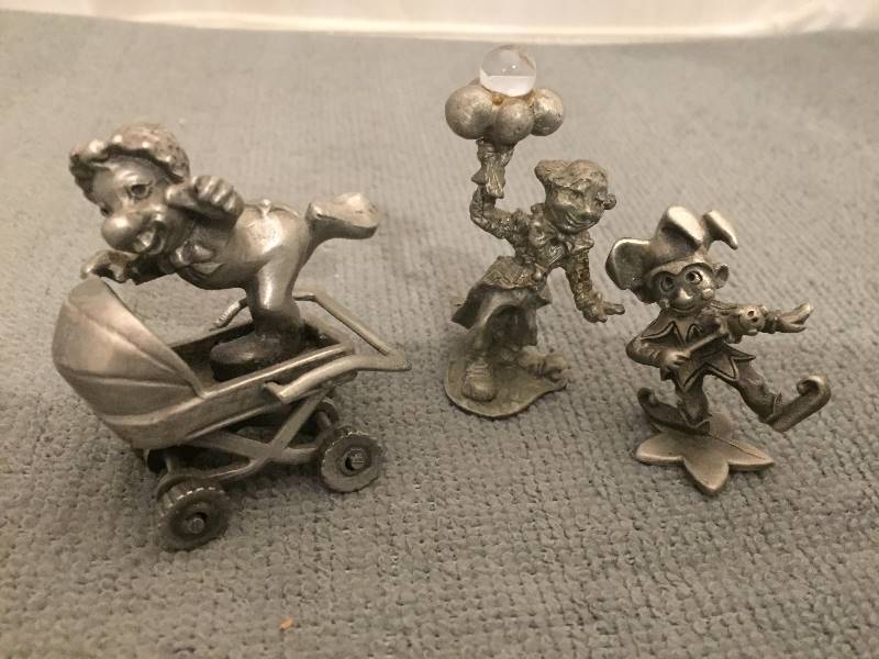 lot 455 image: Clown Pewter Figures - Qty 3