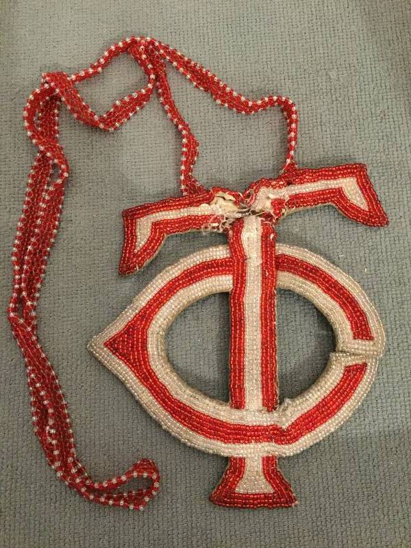 lot 463 image: Vintage Beaded TC Necklace