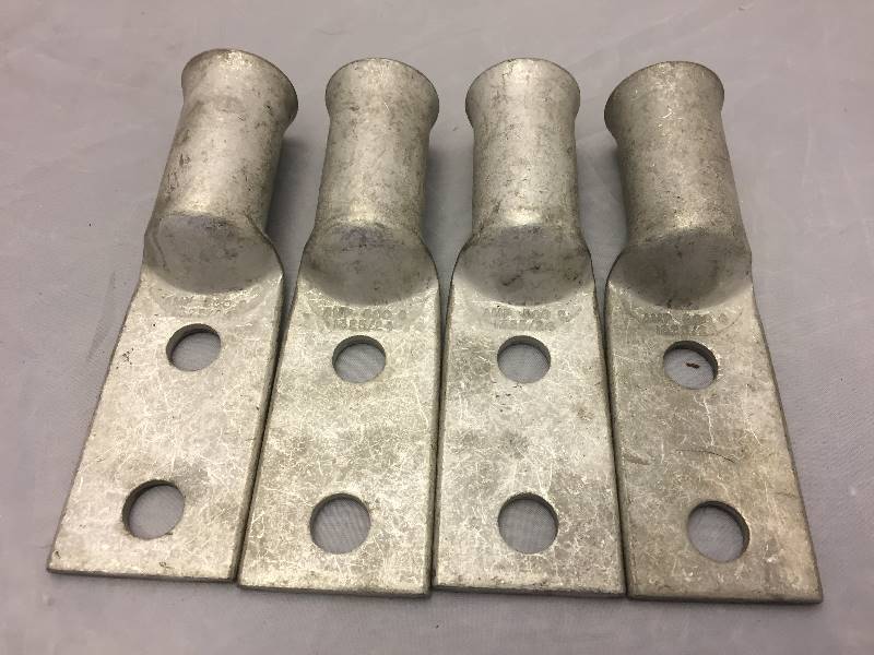 lot 470 image: 4 Burndy Compression Lug Wire Terminal 132524 AMP 500 C
