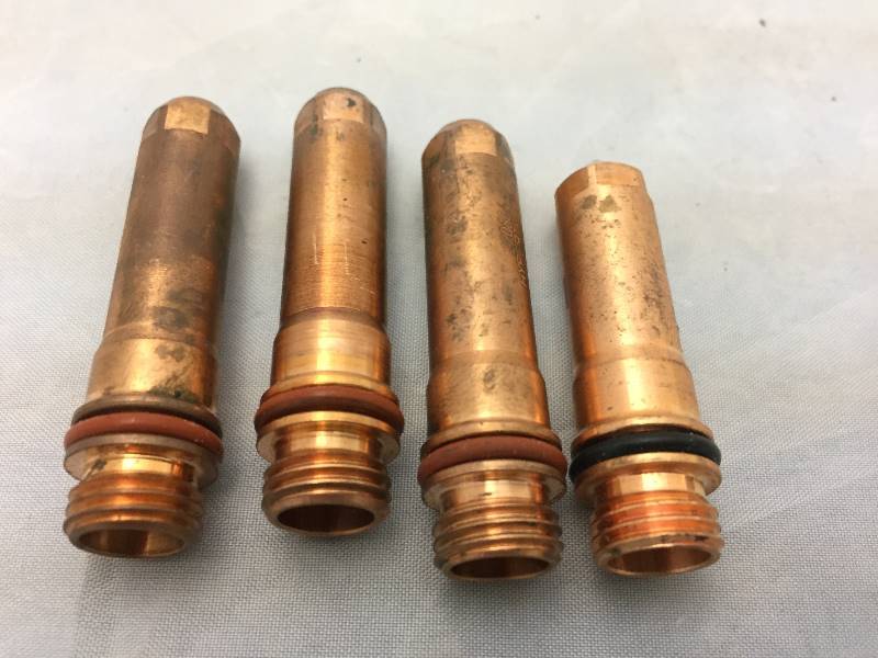 lot 485 image: Qty 3 #220606 Electrode & Qty 1 #220308 Electrode