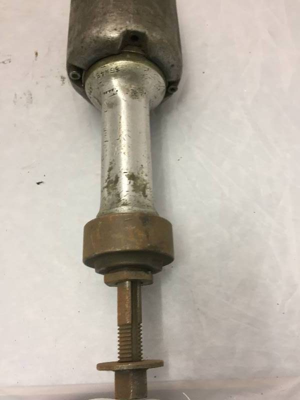 lot 512 image: Ingersoll Rand Heavy Duty Pneumatic Grinder