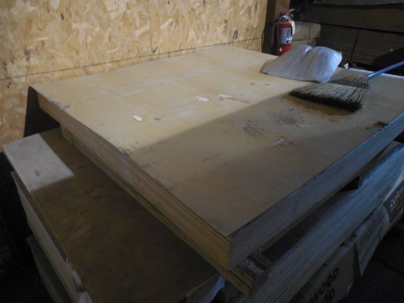 lot 165 image: (5) 5 X 5 X 14 BALTIC BIRCH UNDERLAYMENT SHEETING