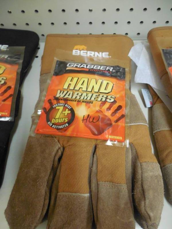lot 344 image: BERNIE HEAVY DUTY GLOVE & WARMER - 4 XL
