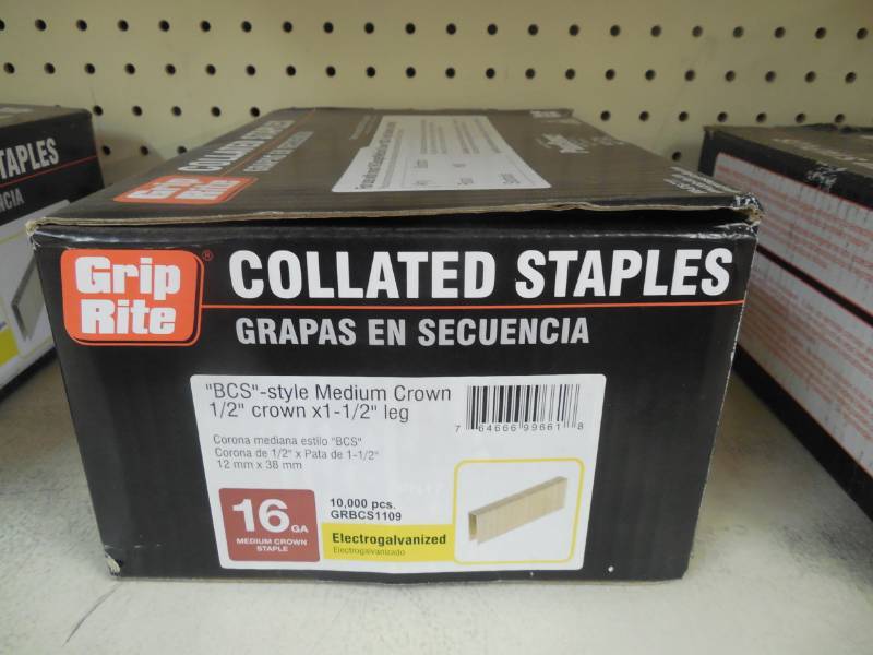 lot 360 image: GRIP RITE STAPLES 12 CROWN X 1 12 LEG BOX OF 10,000