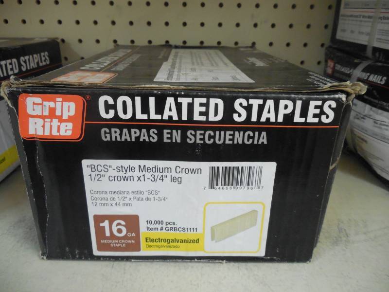 lot 361 image: GRIP RITE STAPLES 12 CROWN X 1 34 LEG BOX OF 10,000