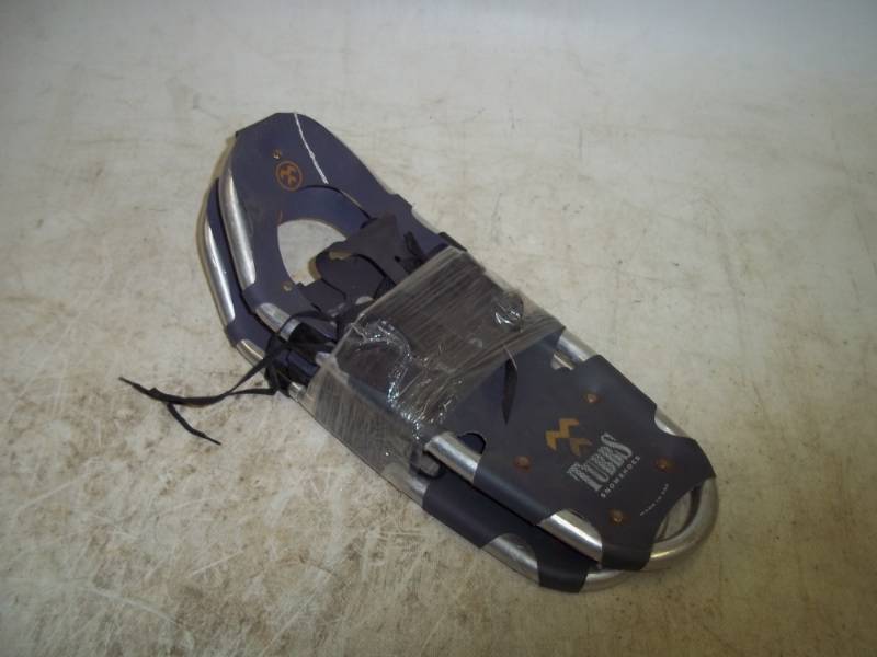 lot 25 image: Pair of Snow shoes
