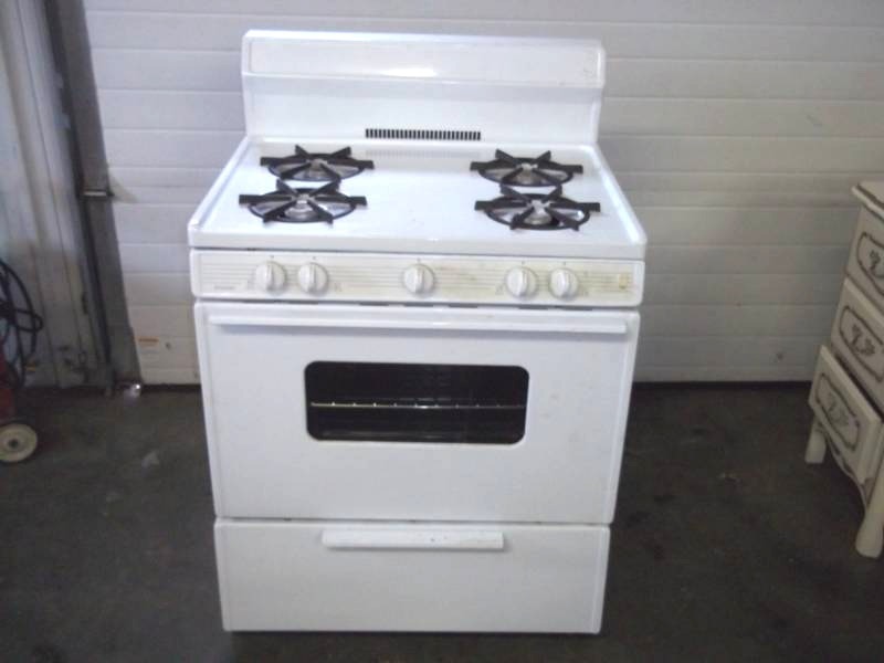 lot 36 image: Propane Oven