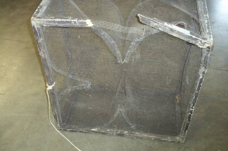 lot 39 image: Minnow Trap