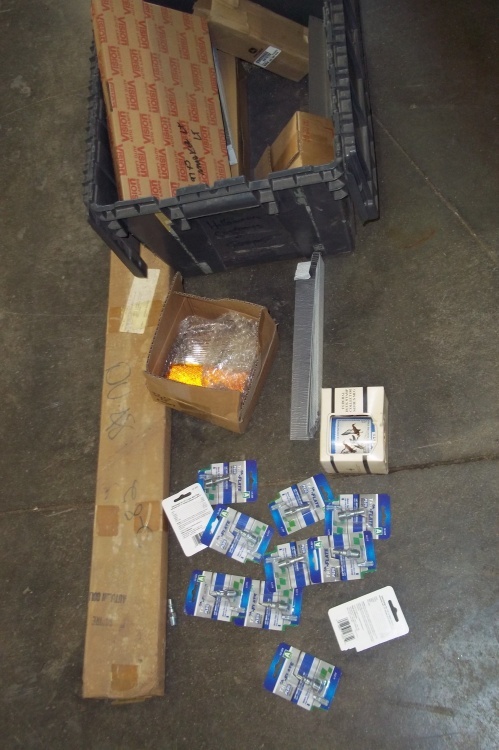 lot 63 image: Auto Parts and hardware with tote