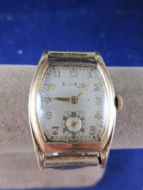 BULOVA MENS WRIST WATCH