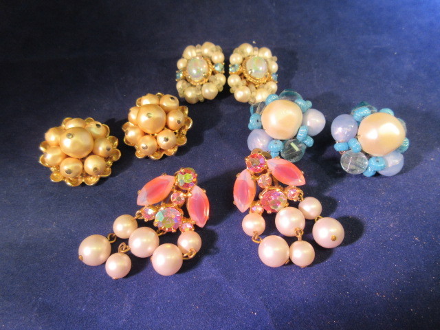 SIGNED SCHIAPARELLI VINTAGE EARRINGS