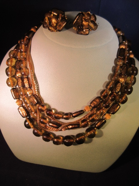 DeMARIO VINTAGE 3 PIECE SET