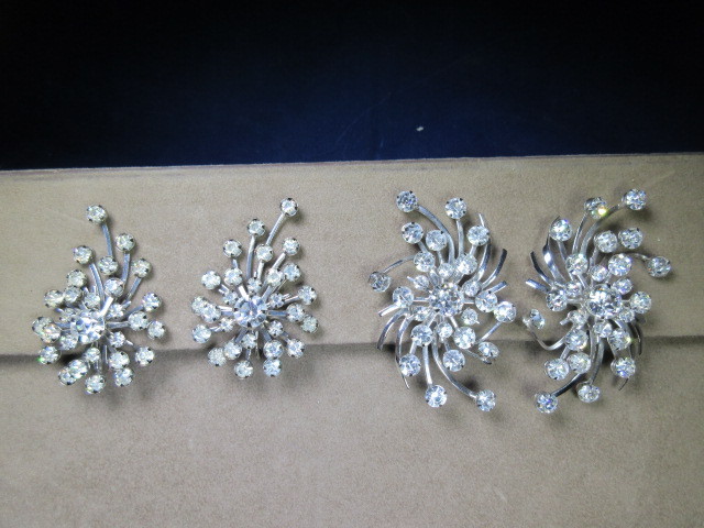 TARA VINTAGE CLIPS 2 PAIR