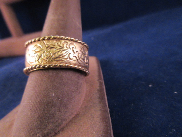 HEAVY 14K YELLOW GOLD WEDDING BAND SZ 10 14