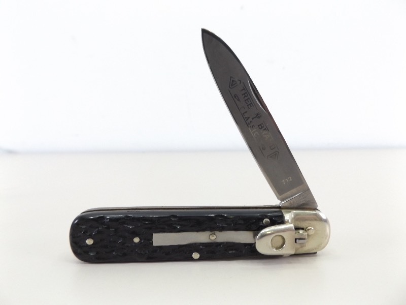 lot 16 image: VERY RARE Boker Push Button Automatic Knife