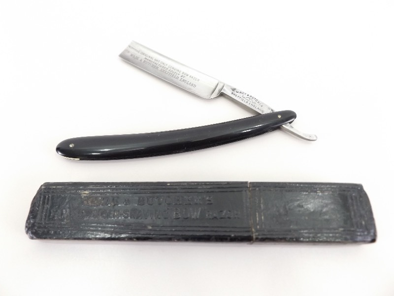 lot 18 image: Rare Antique Wade and Butchers Straight Razor
