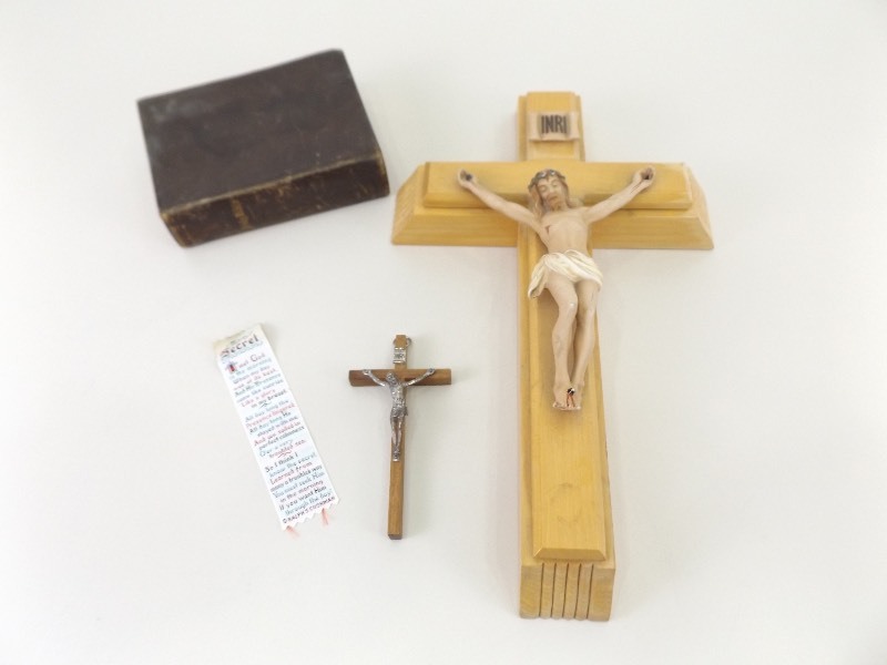 lot 107 image: Antique Leather Bound Bible, and Religious Items