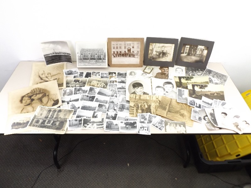 lot 108 image: Lot of Antique Photos