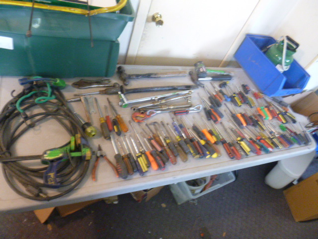 lot 16 image: Miscellaneous Hand Tools