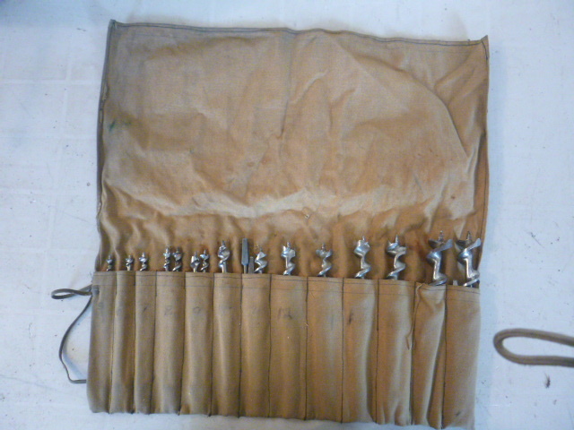 lot 19 image: Wood Drill Bits