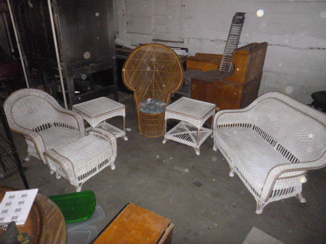 lot 59 image: Wicker Furniture