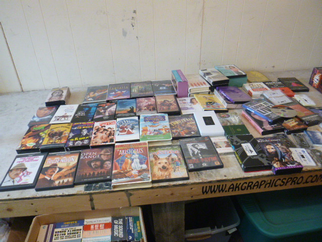 lot 72 image: Lot of VHS Movies