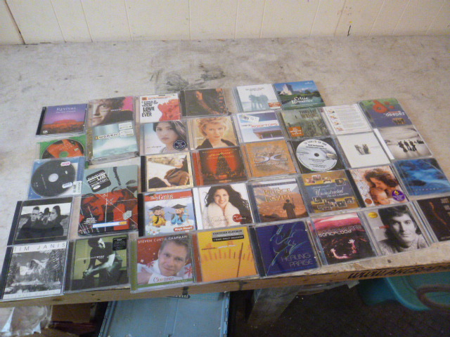 lot 74 image: Lot of CDs