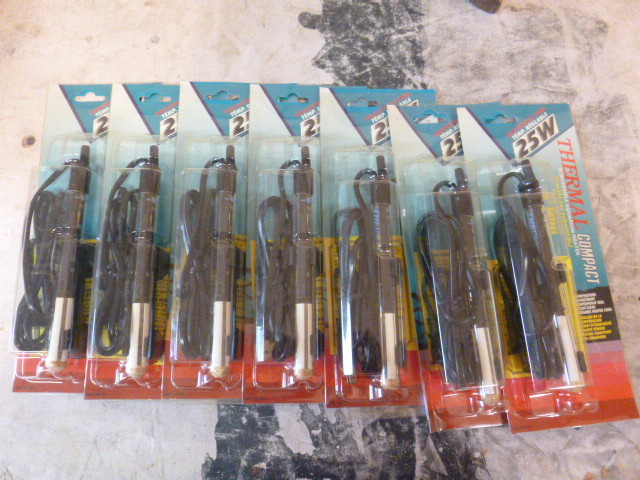lot 76 image: 7 Thermal Compact Submersible Aquarium Heaters