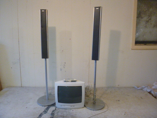lot 91 image: Phillips TV with Remote And Sony Speakers