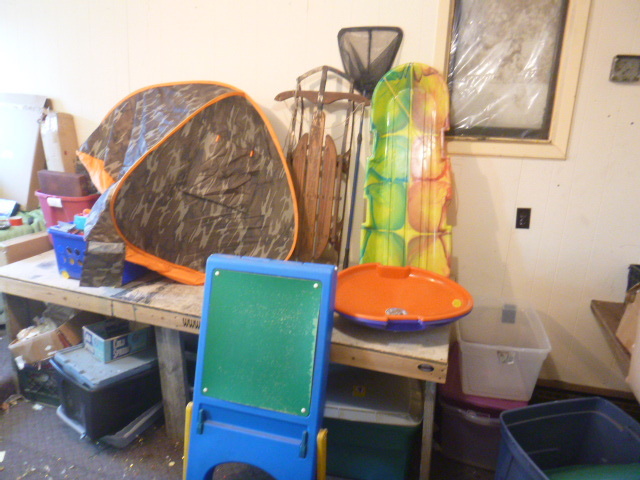 lot 95 image: Winter Sleds