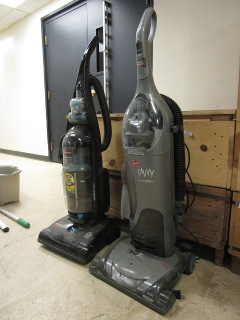 lot 531 image: VACUUM CLEANERS