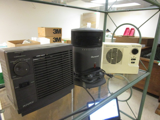 lot 533 image: SMALL HEATERS