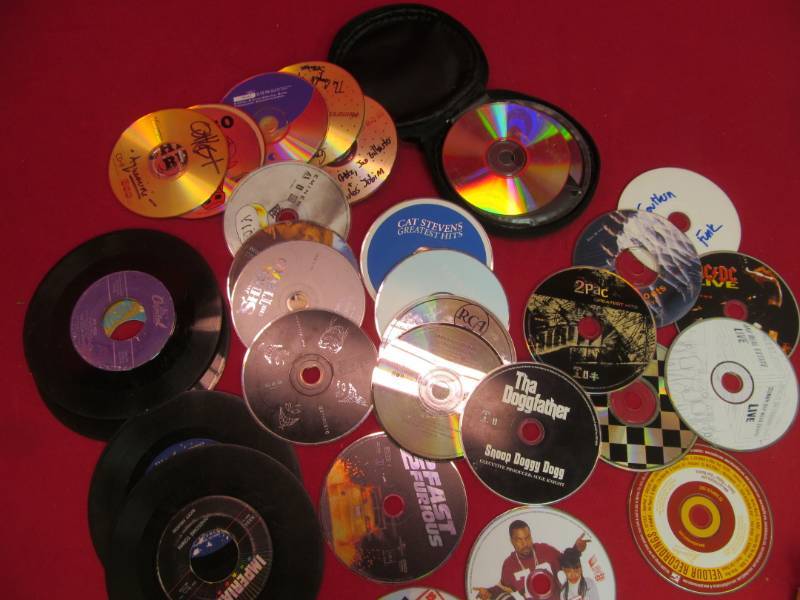 cd, Dvds, records