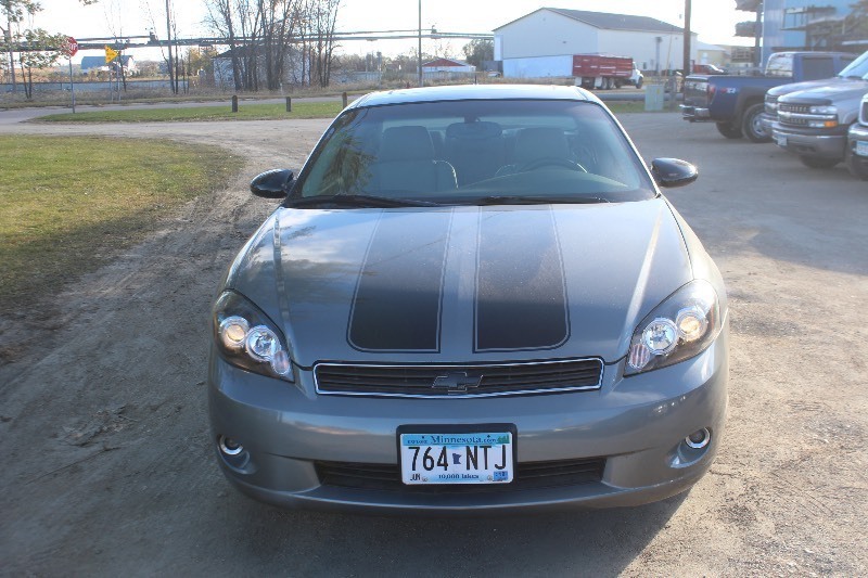 lot 23456 image: 2006 Chevrolet Monte Carlo LTZ - 35,904 Actual Miles -