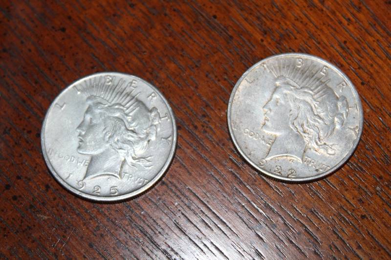lot 53 image: 1922,1925 Liberty Dollar Coins