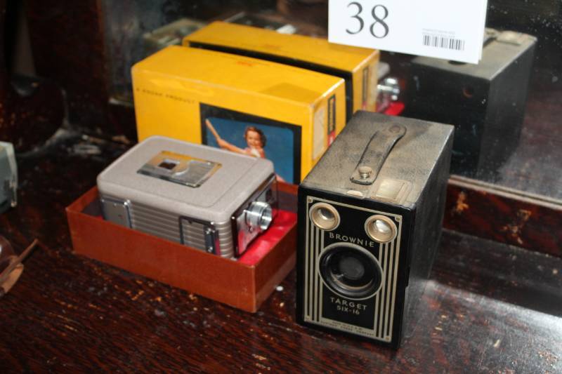 lot 49 image: Vintage Kodak Brownie Cameras - Brownie Target Six-16, Brownie 8mm Movie Camera II