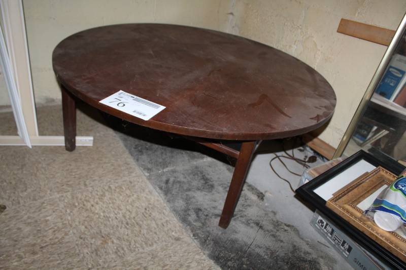 lot 76 image: Wood Coffee Table