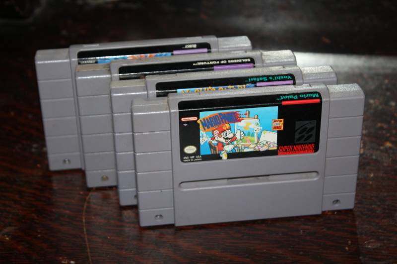 lot 93 image: SNES Game Cartridges
