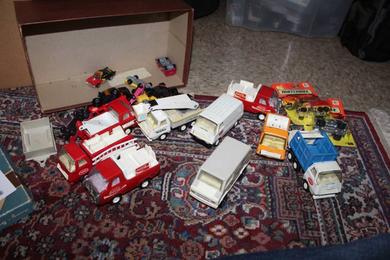lot 114 image: Hot Wheels, Toy Cars, Toy Trucks