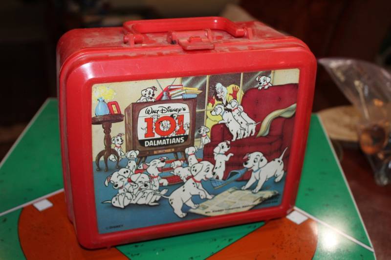 lot 206 image: Disneys 101 Dalmations Lunch Box